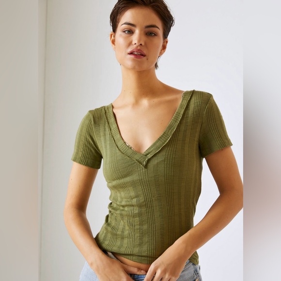 Pilcro Sustainable Double-V Tee in Moss - Picture 1 of 7